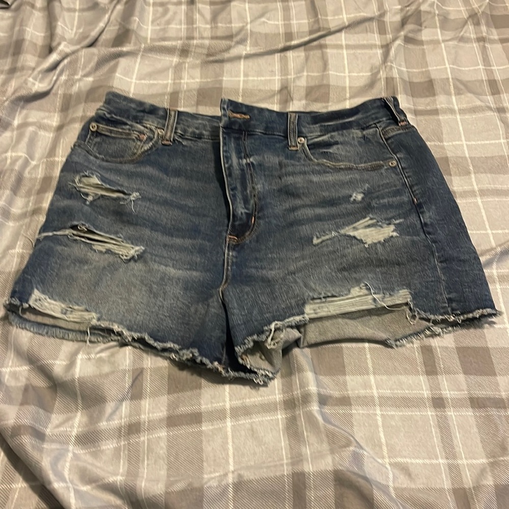 AE SHORTS